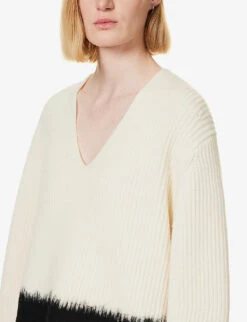 Joseph Contrast Panel Knitted Merino Wool Jumper -Whistlkes Style R04095141 IVORY ALT04