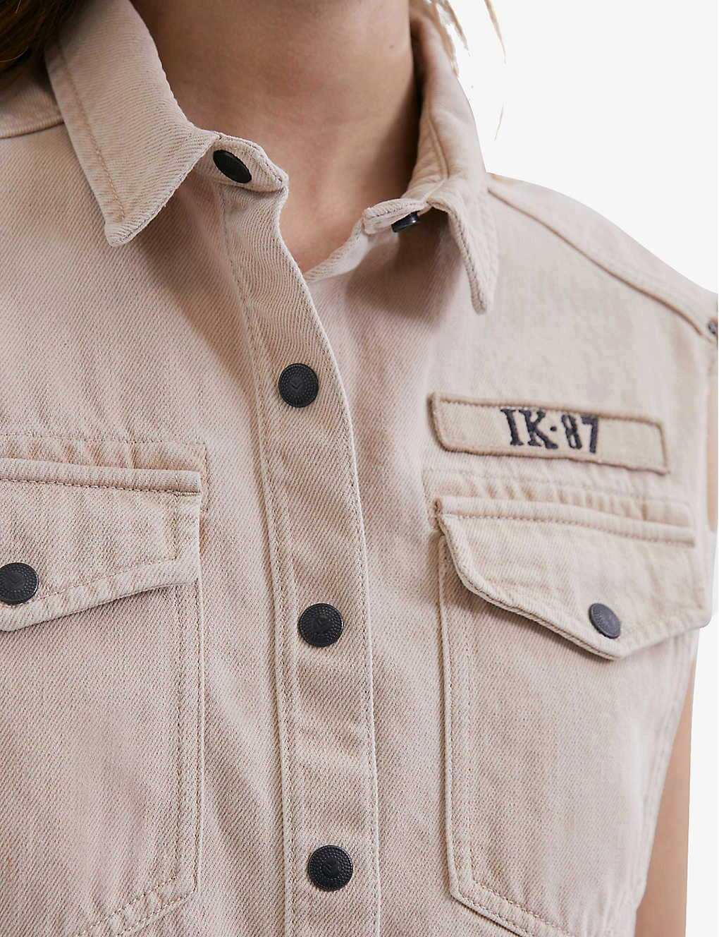 Ikks Sleeveless Logo-print Denim Shirt 7 Ikks Sleeveless Logo-print Denim Shirt - Image 5