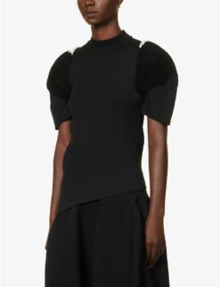 Sacai Cut-out Asymmetric-hem Knitted Top -Whistlkes Style R04180402 BLACK ALT02